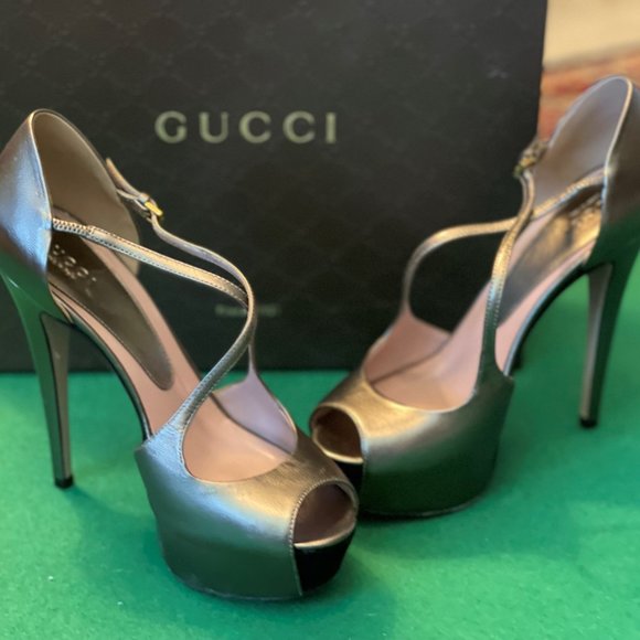 Gucci criss cross pump gunmetal